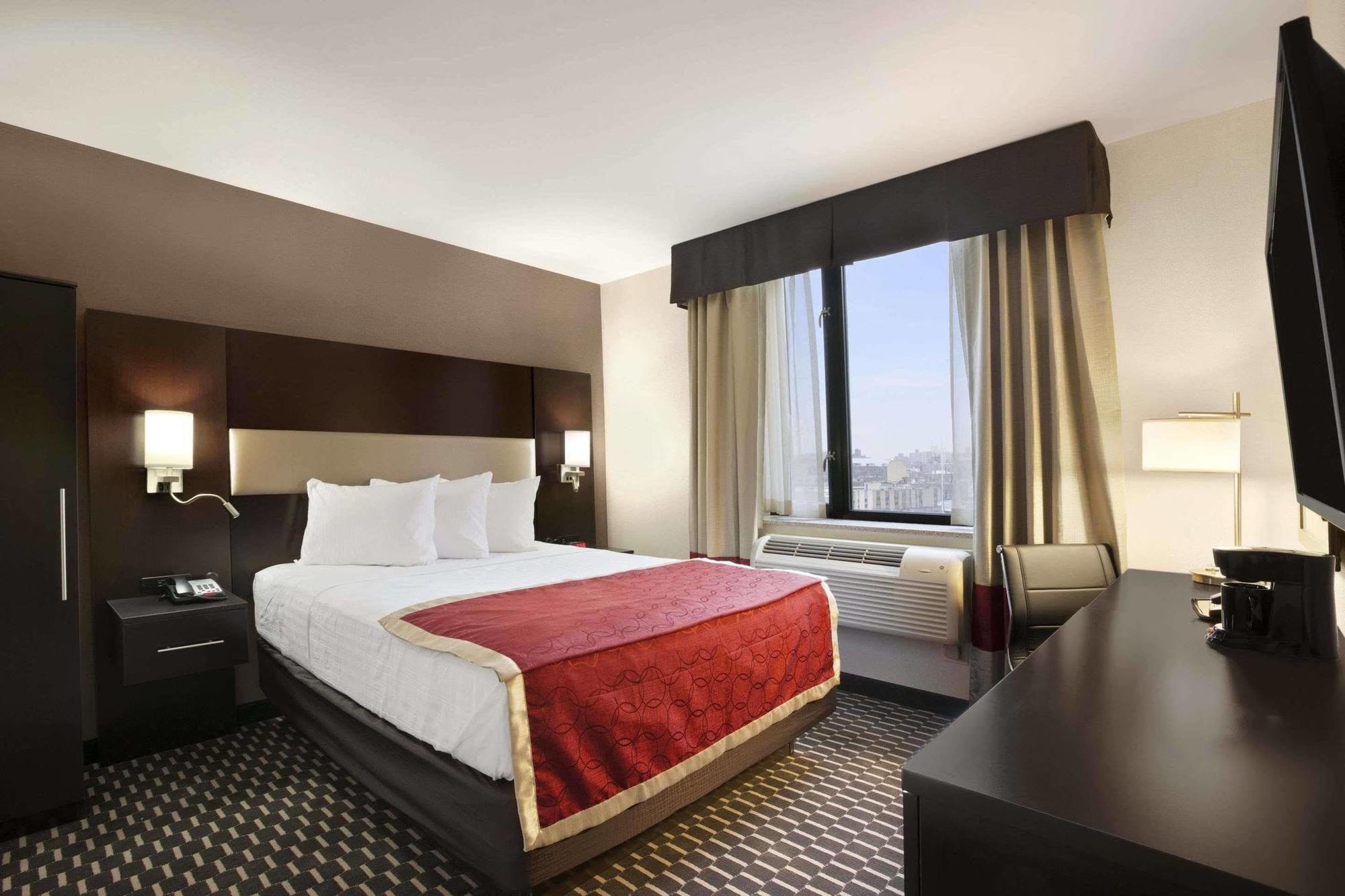 Howard Johnson By Wyndham Jamaica Ny Near Airtrain Jfk Nueva York Exterior foto